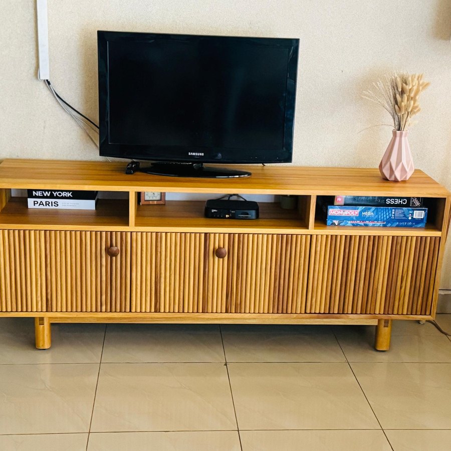 TV Stand & Media Unit