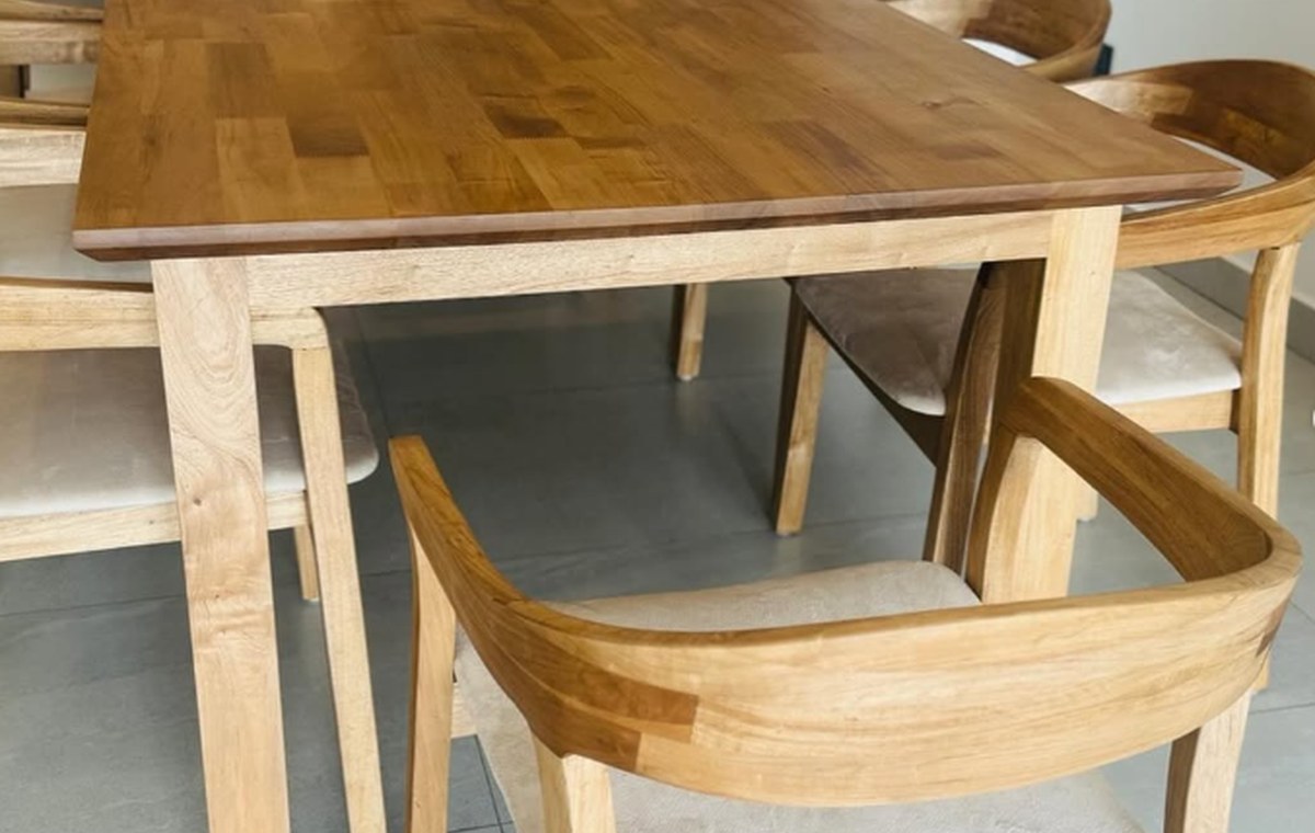 Dining Set Finish