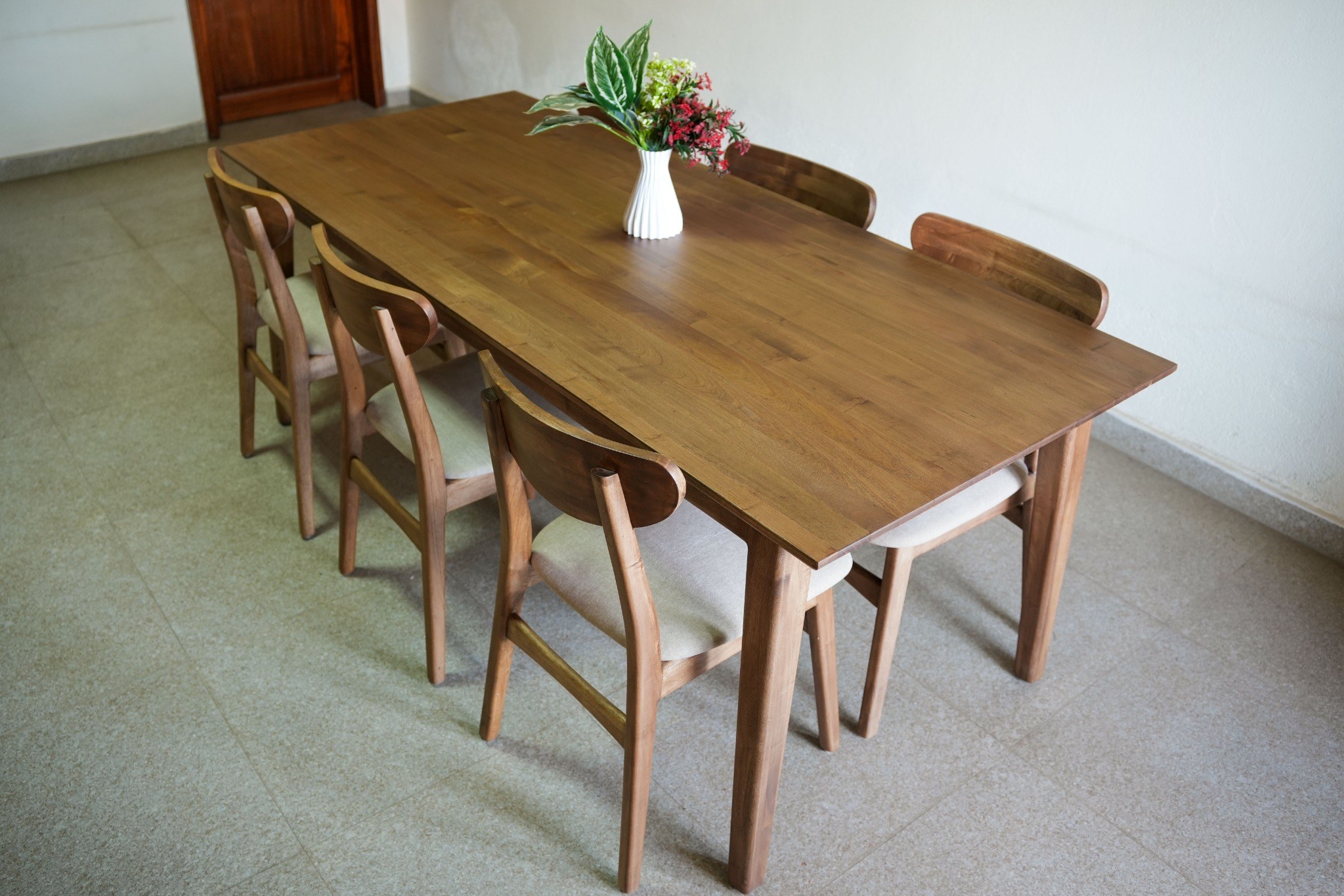 Dining Table Set thumbnail 6