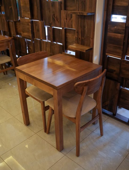 Dining sets