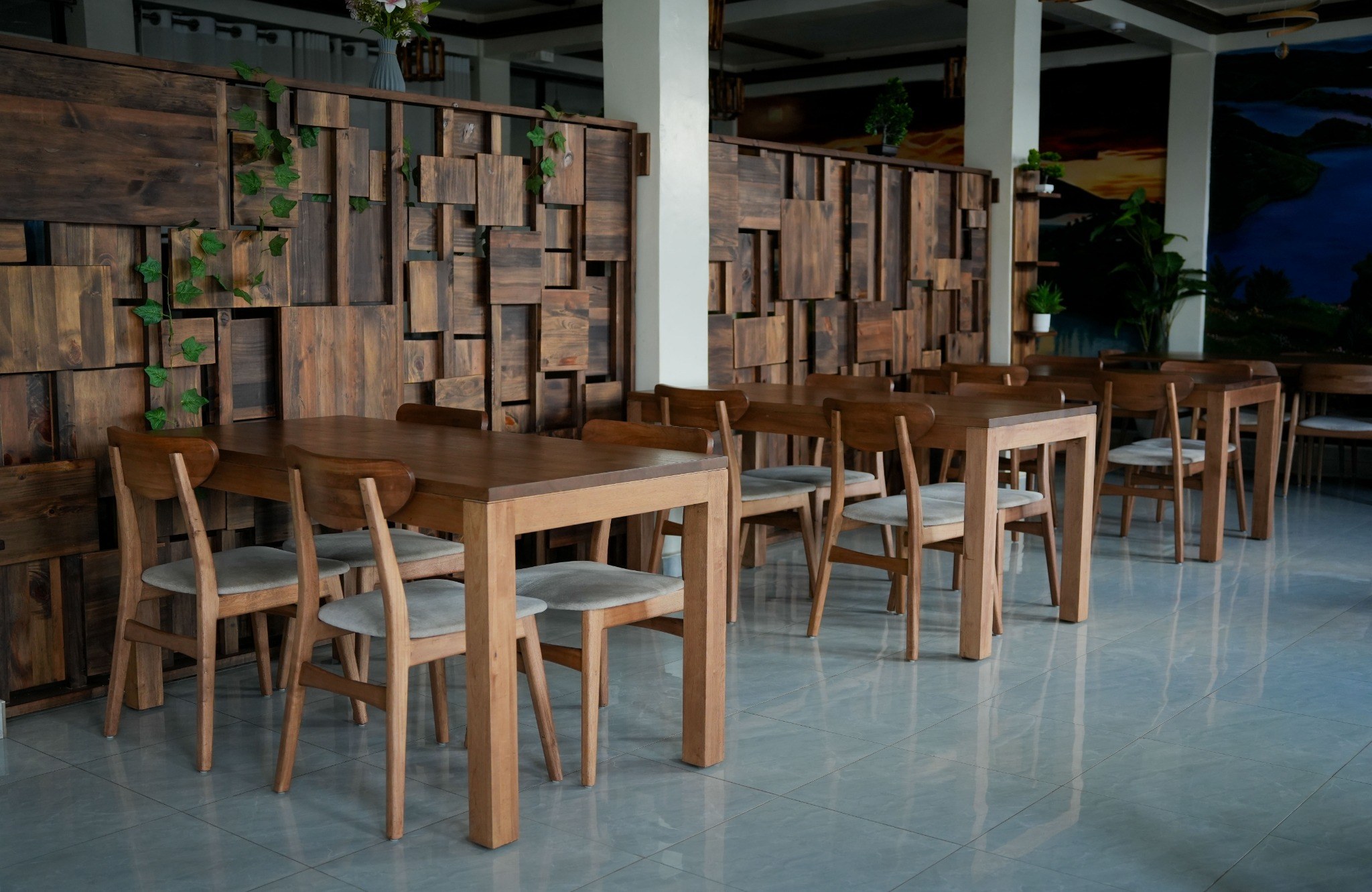 Restaurant Dining Set thumbnail 2